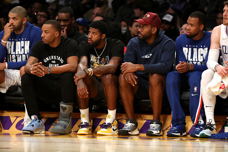 他常以反方 他常以反方